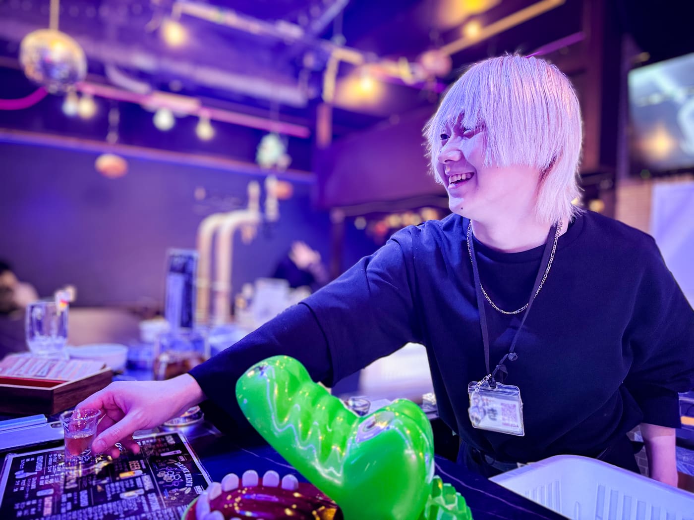 若手スタッフが活躍する様子